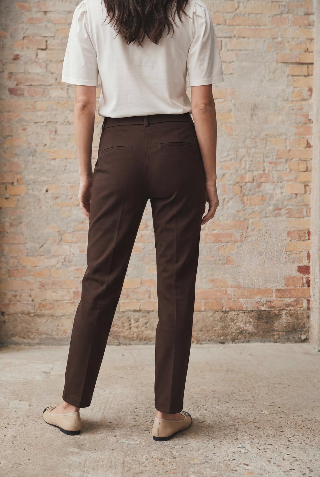 isay chinos brun