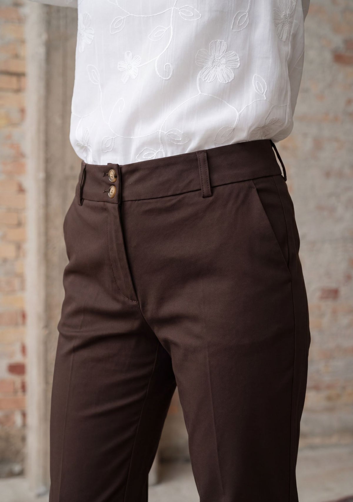 Isay chinos long brun