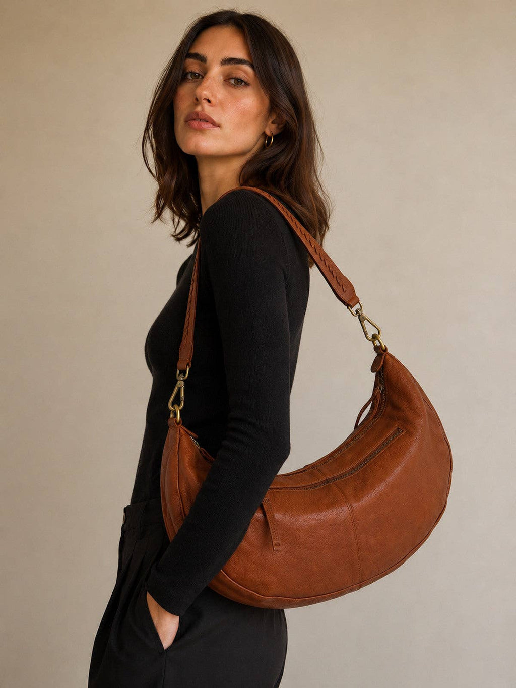 Äkta läder halvmåneformad hobo-väska, art. 2048: Dark Brown