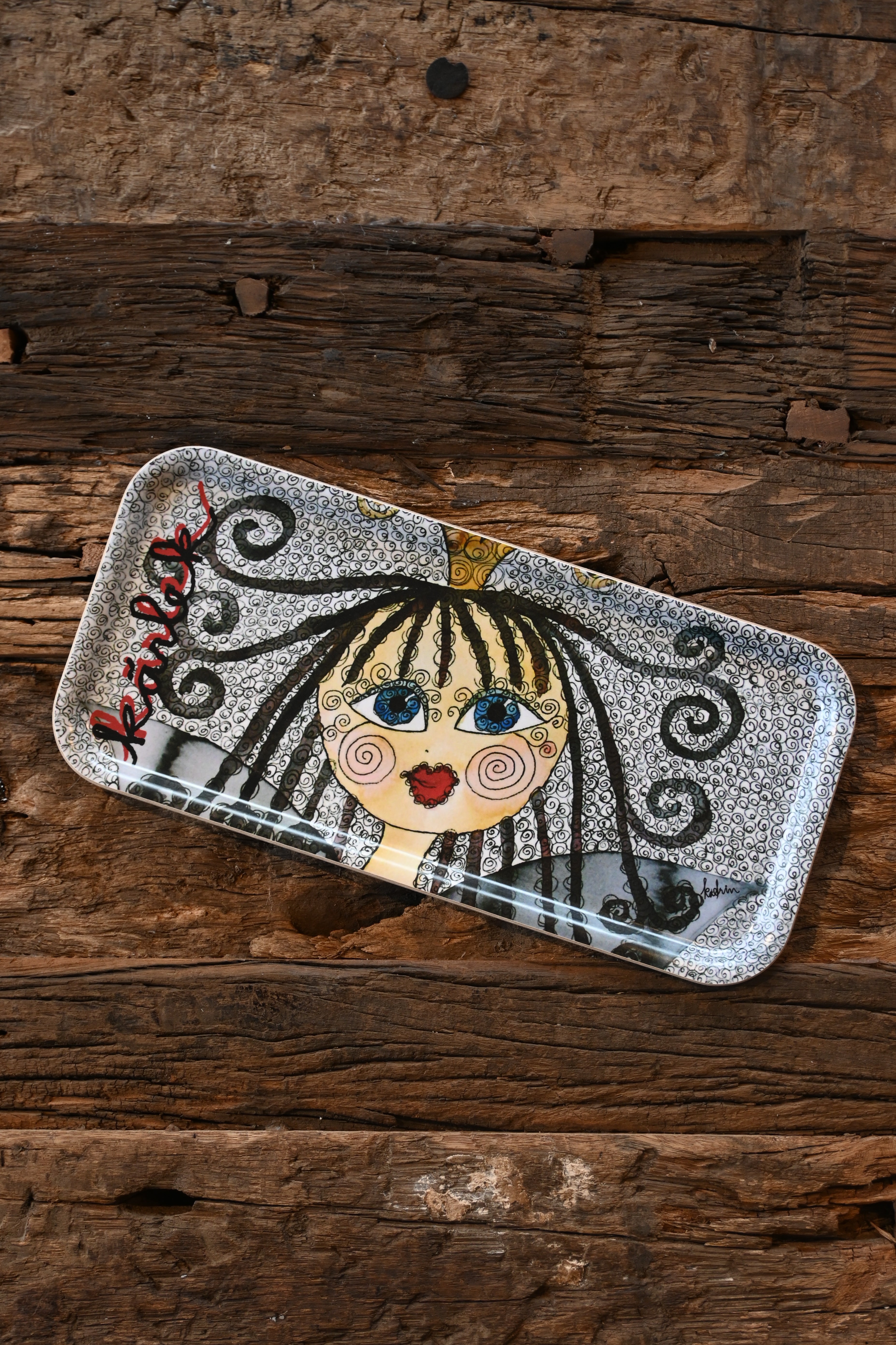 Katrin Skoglund Cocktailbricka Black beauty