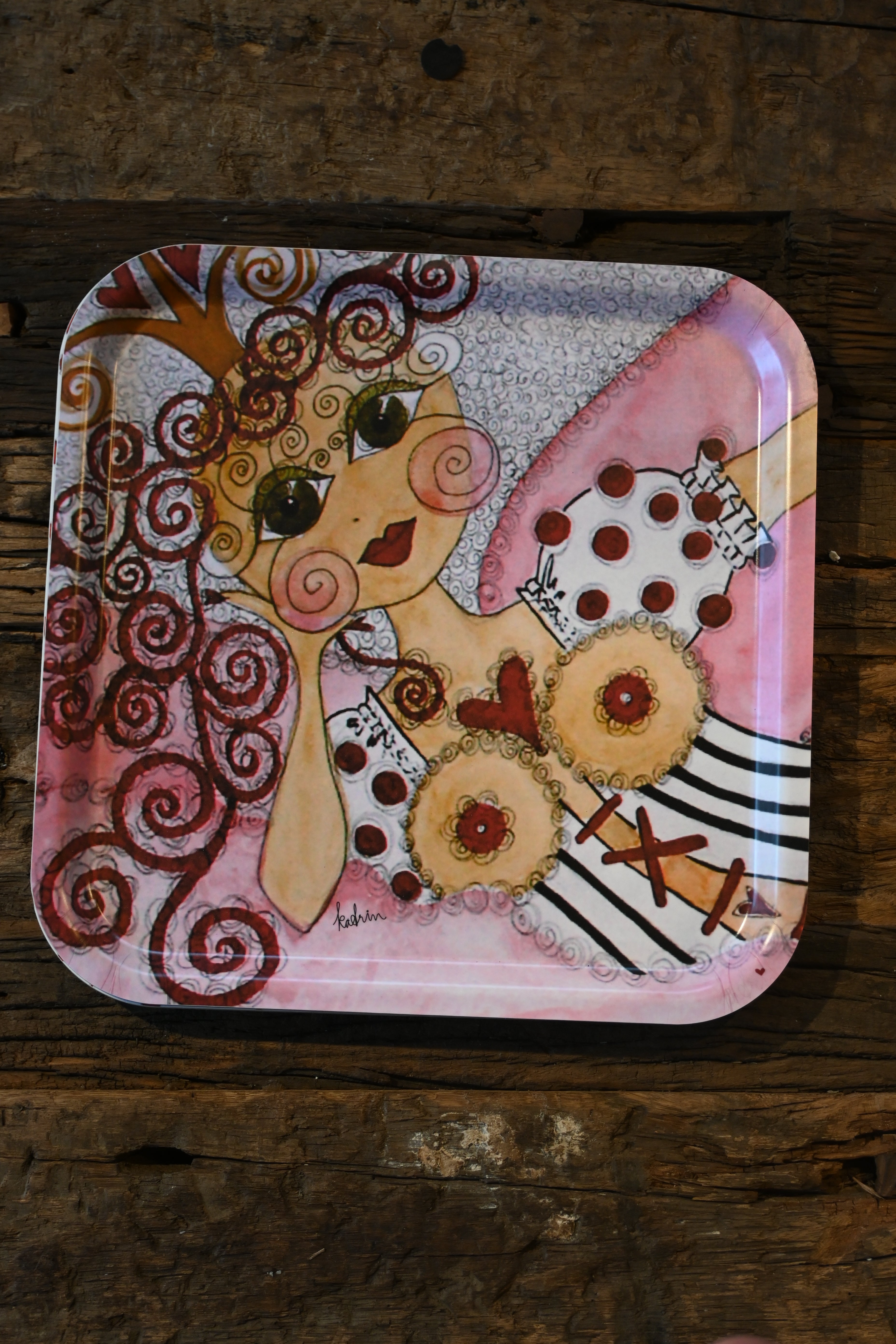 Katrin Skoglund bricka kvadrat kärlek